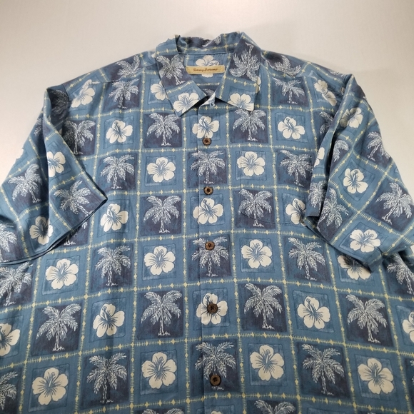 Tommy Bahama Short Sleeve Button Down Beach Side Blue XL 100% Silk Floral NWT - Picture 2 of 8